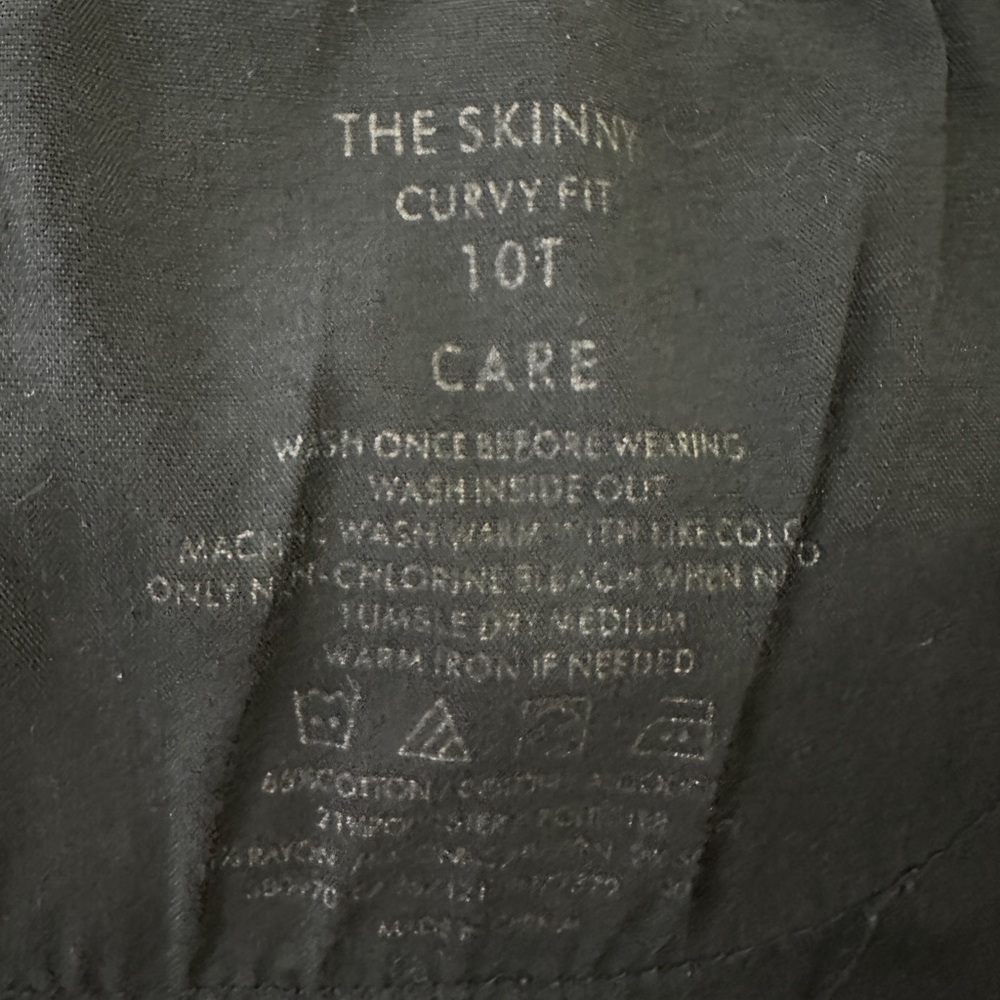 And Taylor skinny curvy fit jeans. Size: 10T - Picture 8 of 11